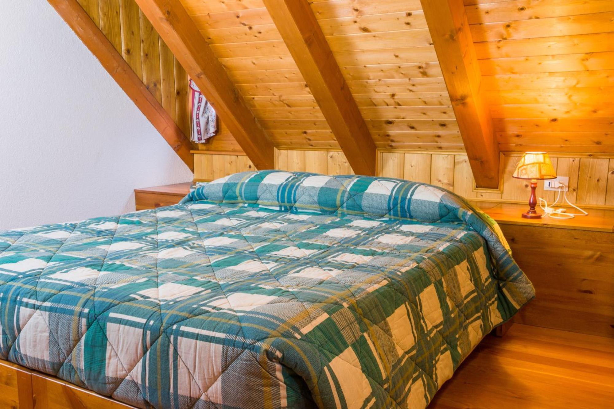 Agriturismo Pian Dei Tass Барчис Екстериор снимка