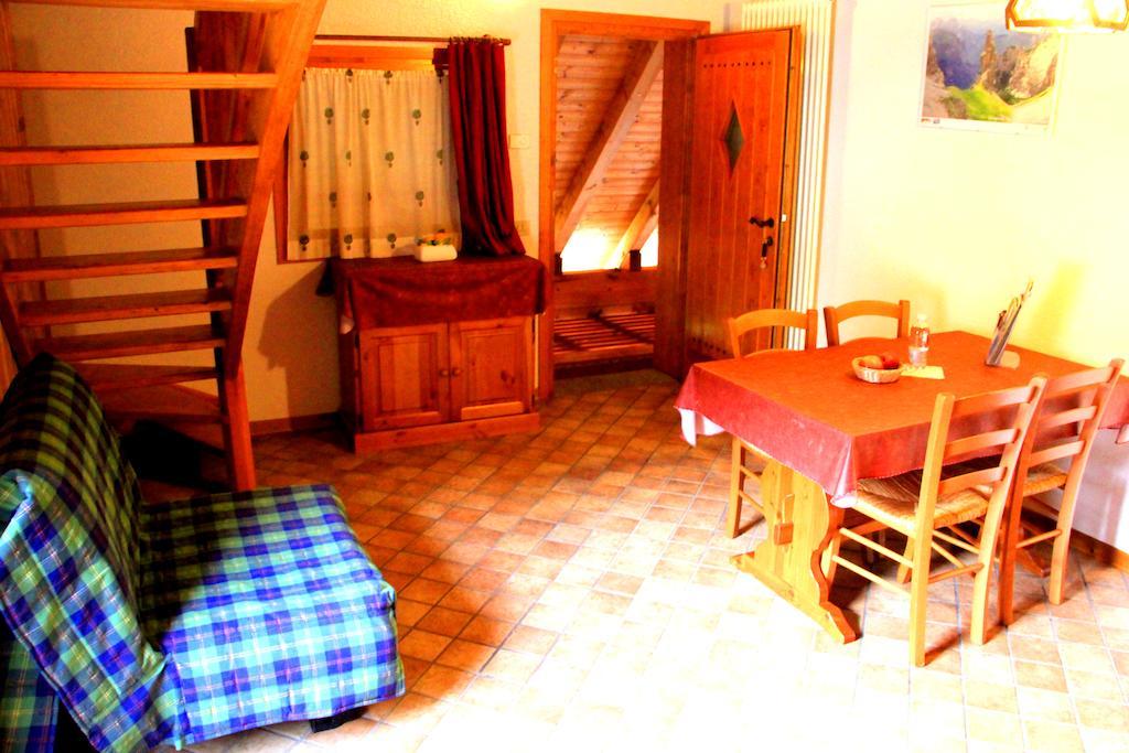 Agriturismo Pian Dei Tass Барчис Стая снимка